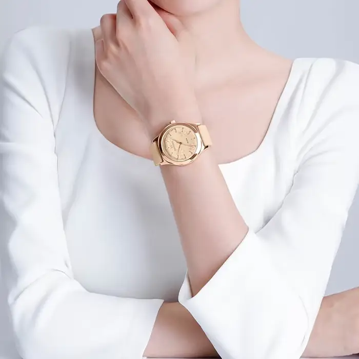 Montre pour femmes NAVIFORCE avec cadran fleuri élégant