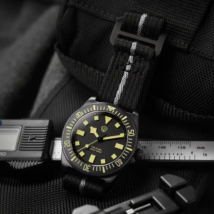 Watchdives EXD montre en titane hommes VH31 balayage deuxième mouvement saphir cristal lumineux 20Bar étanche 38mm montres Vintage