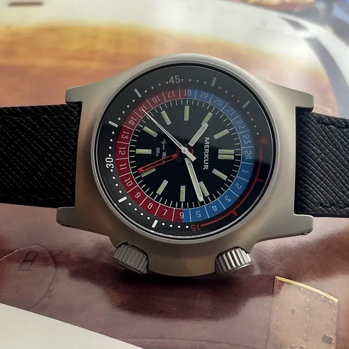 Nouveau Merkur double couronne pilote peau montre de plongée 100m rétro manuel montres mécaniques pour hommes