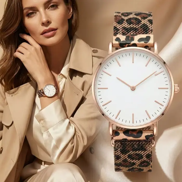 Montre femme ultra-fine motif léopard bracelet en maille acier inoxydable fermoir magnétique pour femmes occasions quotidiennes professionnelles et détente
