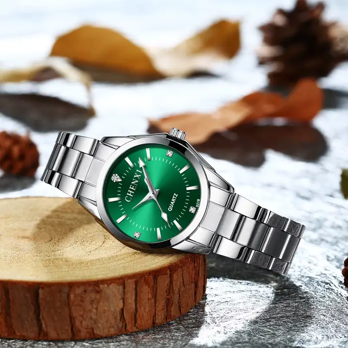 Montre CHENXI en acier inoxydable pour femme avec mouvement quartz résistante à l'eau pour différentes occasions spéciales