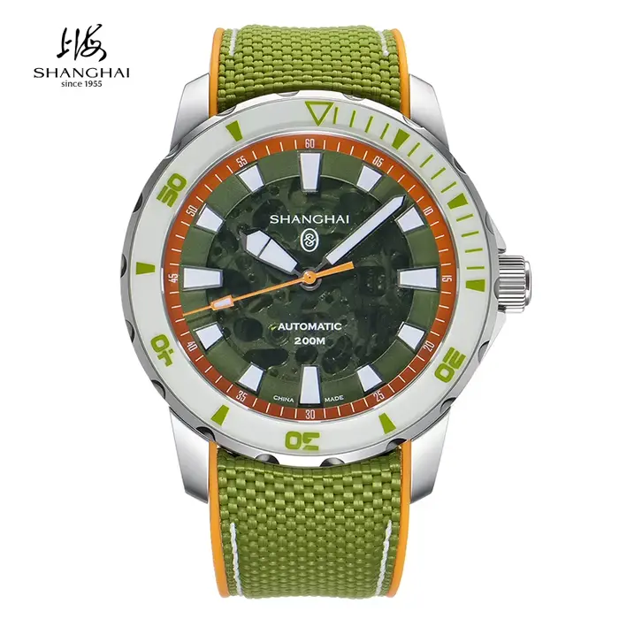 Montre de plongée lumineuse pour hommes