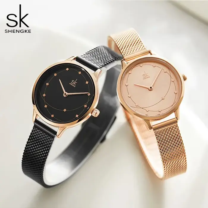 Montre femme quartz élégante résistante à l'eau et aux chocs pour toutes occasions cadeau style fashion et casual
