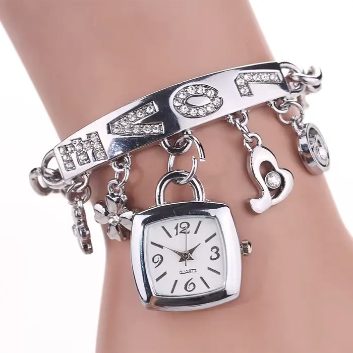 Montres pour femmes avec lettres strass incrusté chaîne Bracelet fleur pendentif montre-Bracelet dames robe