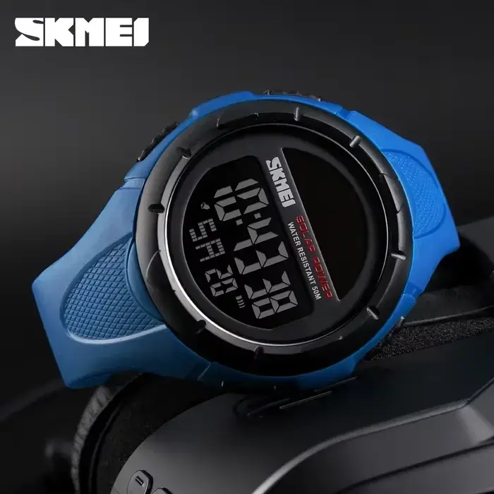 Montre-bracelet numérique à énergie solaire pour homme