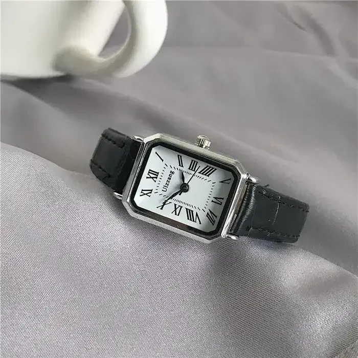 Montre à quartz vintage pour femme