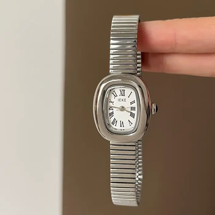Nouvelle montre à bracelet en cuir pour femme 2026 – Nouveau modèle