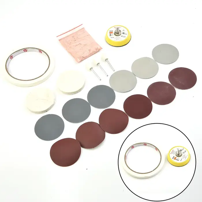 Kit de Polissage Verre Montre avec Support et Tampon pour Nettoyage et Élimination Rayures Occasions Spéciales
