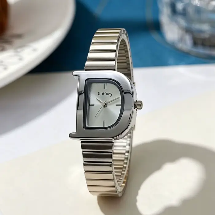 Montre pour femme en forme de D, montre rétro pour femme, montre à quartz