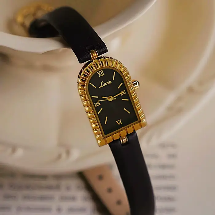 Montre pour femme romantique, rétro et artistique, étanche, au design élégant et gracieux, avec un c