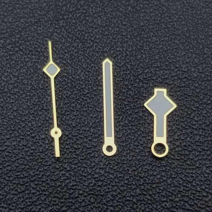 Aiguilles de montre en argent