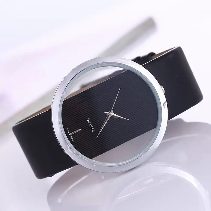 Montre à quartz avec bracelet en cuir transparent pour femme