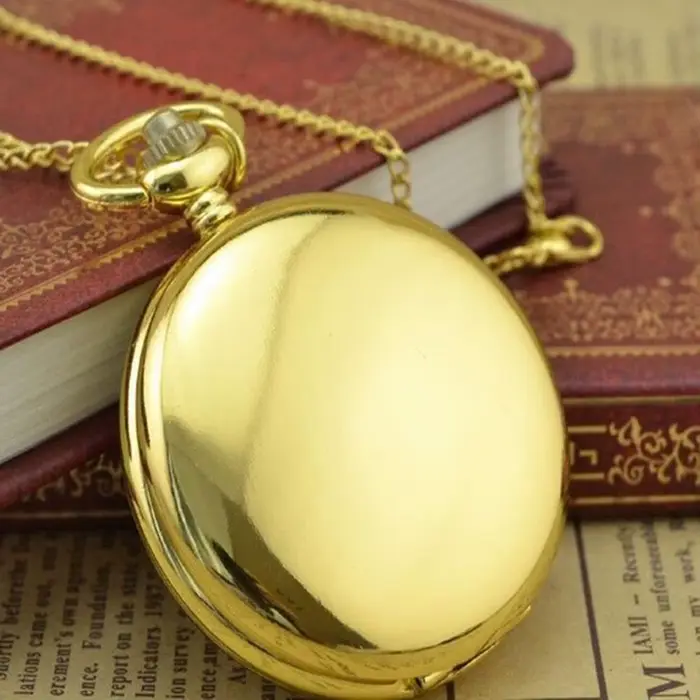 Montre à gousset en alliage argent avec cadran numérique pour hommes et femmes occasions spéciales et cadeaux élégants