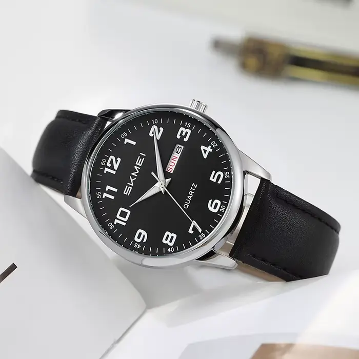 Montre à Quartz Luxe Skmei pour Hommes Femmes Élégante Bracelet Cuir Occasions Spéciales Casual Étanche