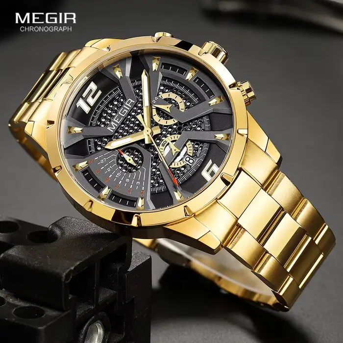 Montre à quartz dorée pour homme