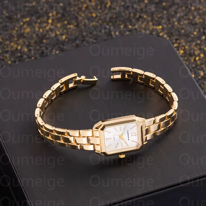 Montres de luxe en or pour femmes