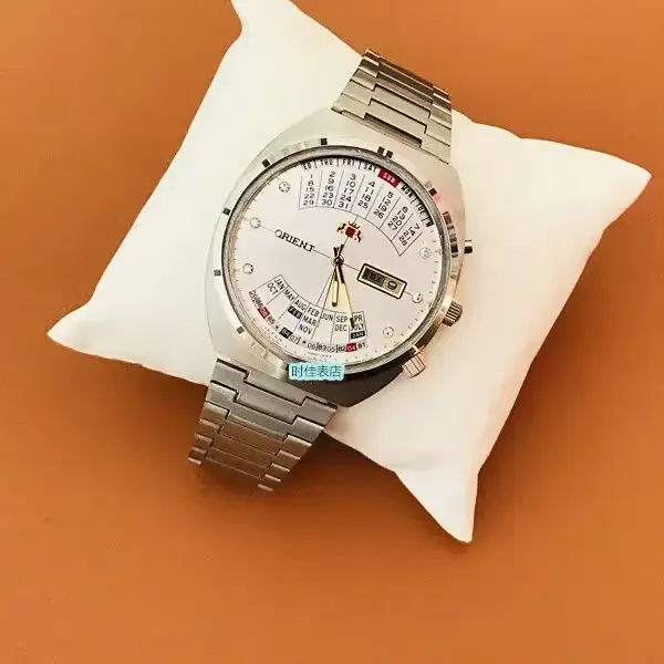 Montre mécanique automatique DFDG avec grand cadran rotatif