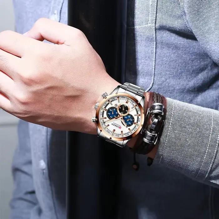 Nouvelle montre pour homme CURREN