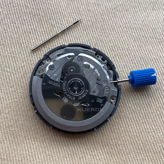 Japon tout nouveau mouvement mécanique automatique TMI NH35 haute précision 24 bijoux Mod montre remplacement NH35A Date à 3:00