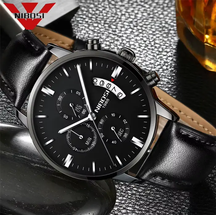 Montre-bracelet analogique à quartz pour homme