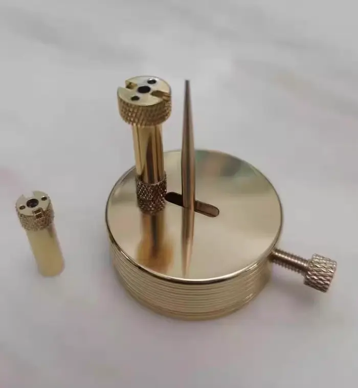 Outil de balancier de montre en laiton avec Support réglable de 8mm 9.5mm 11mm pour la réparation de