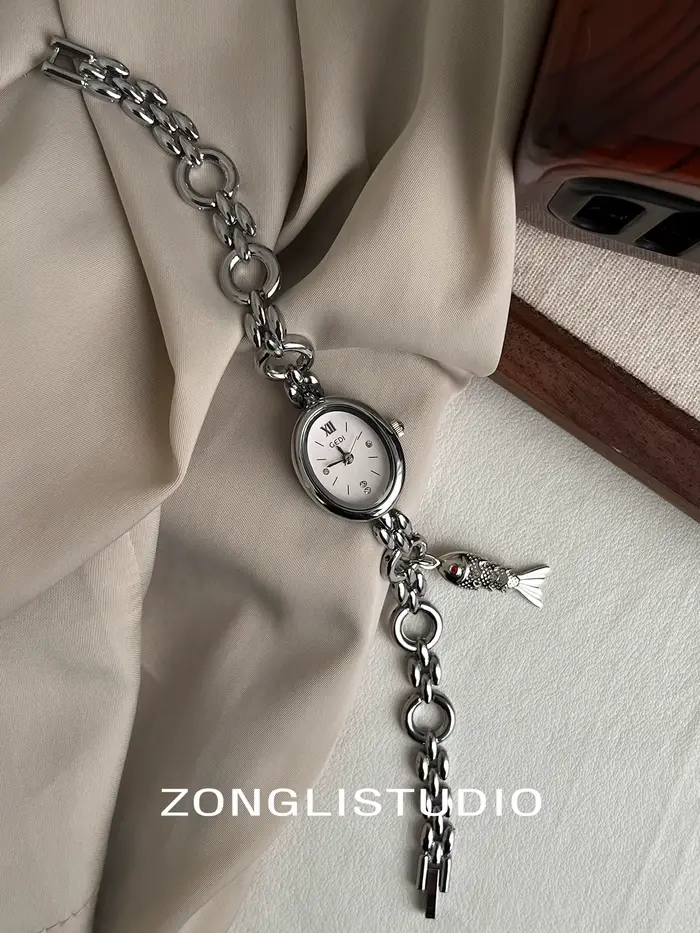 Montre-Bracelet à pendentif exquis pour femmes