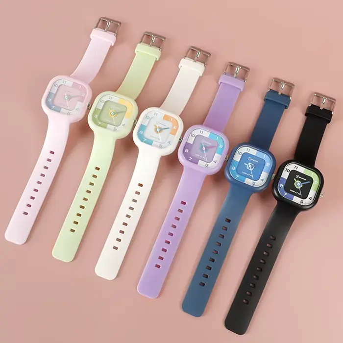Montre carrée pour femmes et étudiants