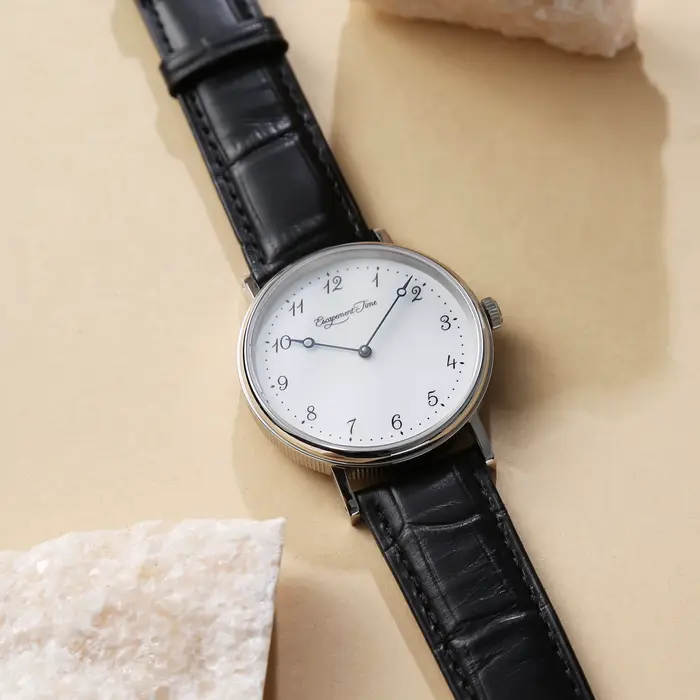 【Tempo d'escapement】 Montre à mouvement à quartz Boîtier de 38