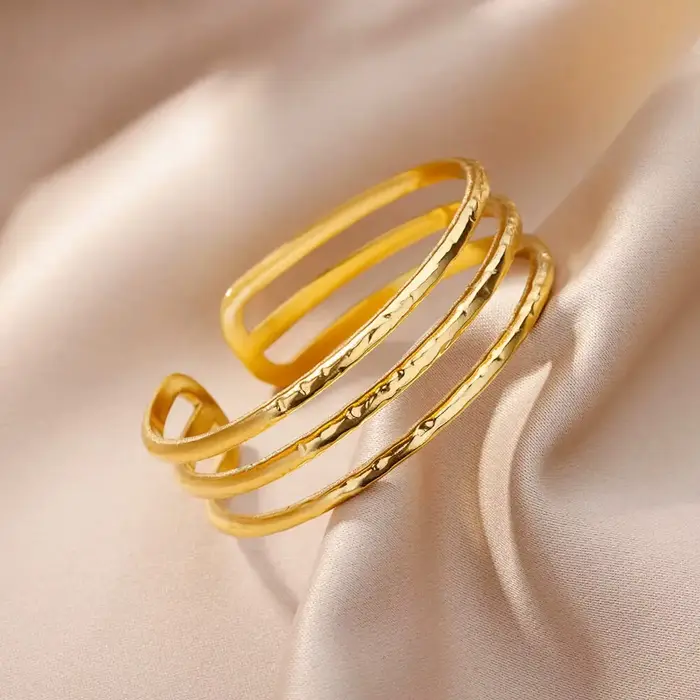 Bracelets en acier inoxydable pour femmes