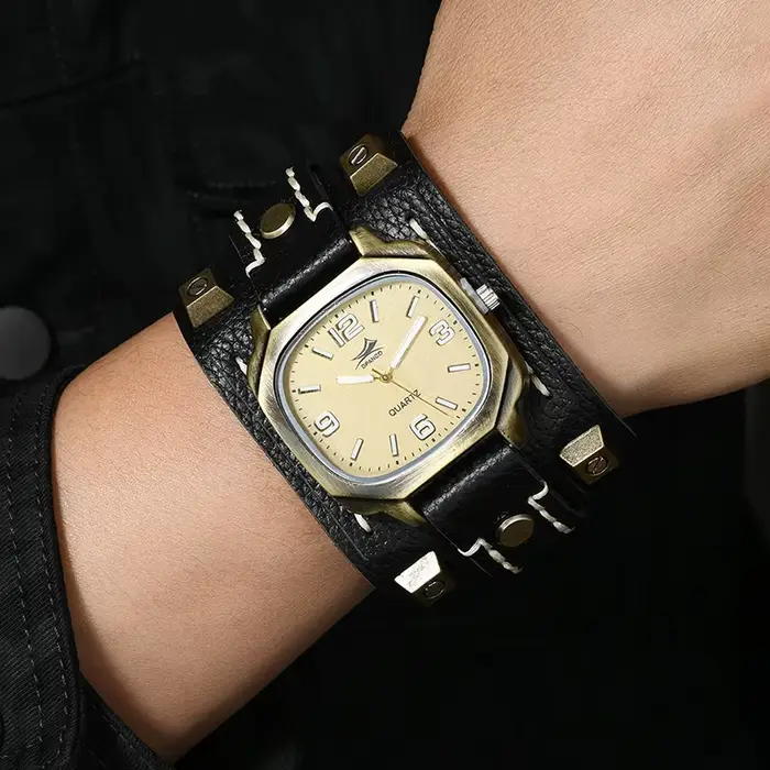 Montre à quartz vintage hip hop punk pour hommes - Rivet fait à la main avec bracelet en cuir véritable