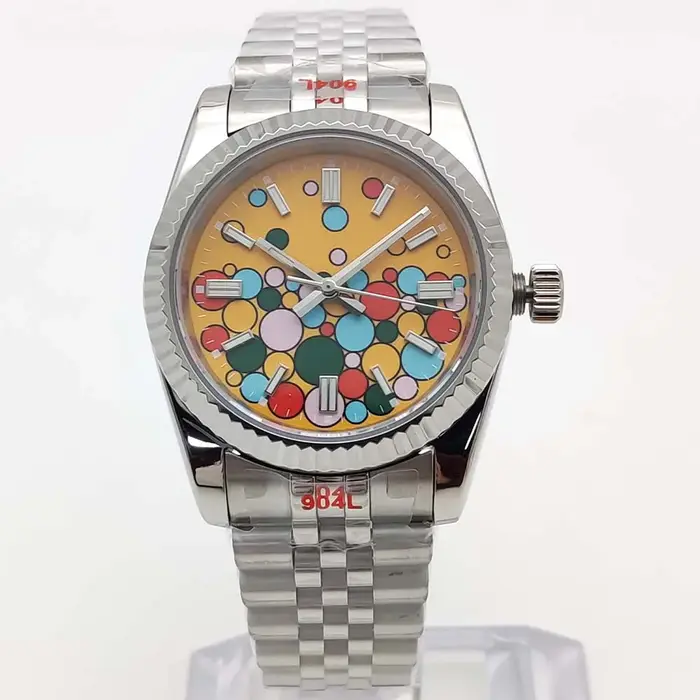 Montre-bracelet de luxe en acier inoxydable pour hommes et femmes
