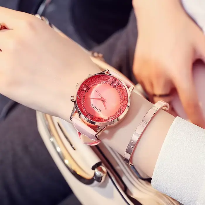 Nouvelle sélection de montres pour femmes élégantes et tendance quartz bracelets en cuir bronze café rose occasions spéciales
