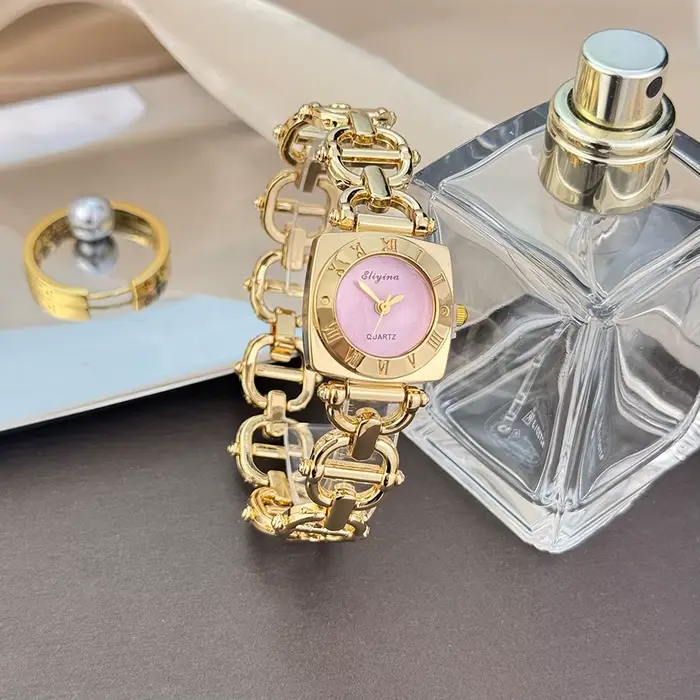Montre Design squelette haut de gamme pour femmes, marqueurs d'heure romaine carrés, lumière de luxe