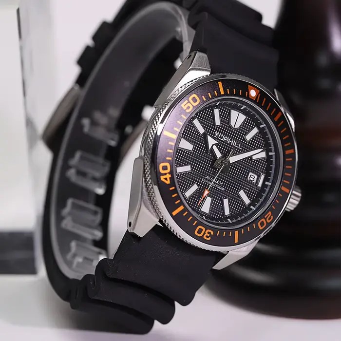 TOPHILL haute qualité 300M étanche automatique montre de plongée hommes mécanique montre-bracelet saphir Super lumineux