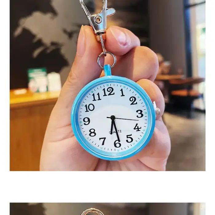 Nouvelle montre de poche à quartz mignonne et compacte avec porte-clés