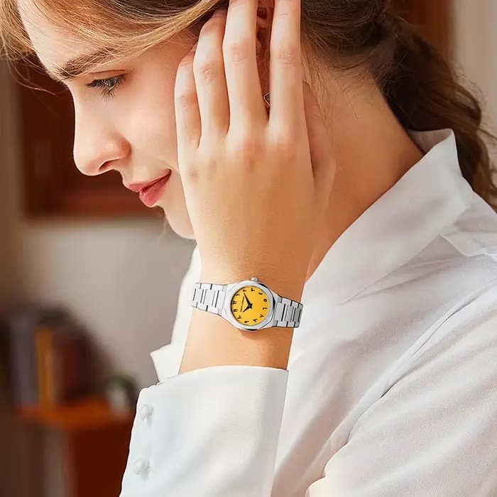 Montre-bracelet GORMANWATCH en acier inoxydable avec mouvement quartz japonais pour femmes, résistante à l'eau, idéale pour les occasions spéciales et les cadeaux d'anniversaire