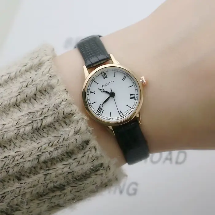 Montres simples pour femmes