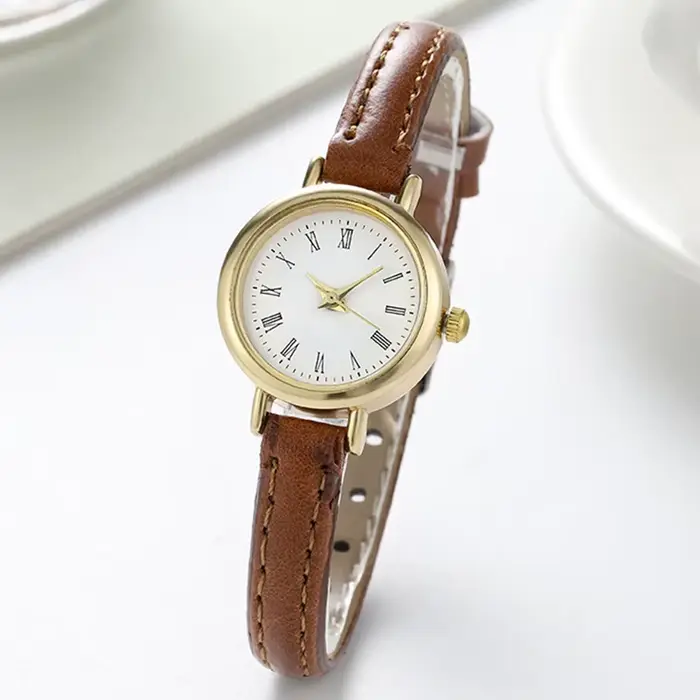 Montres simples pour femmes