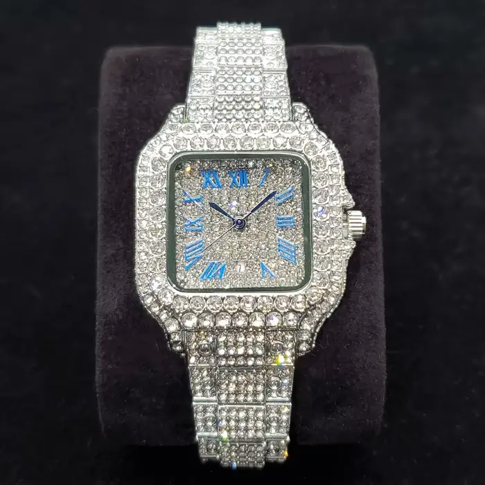 Montre de luxe entièrement sertie de diamants pour femme, montre-bracelet à quartz en acier inoxydab