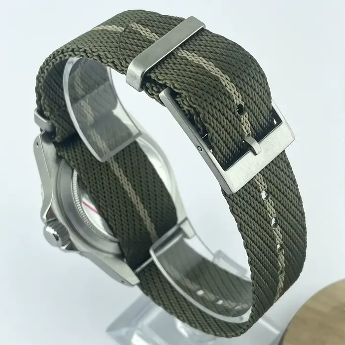 Montre de plongée rétro 39