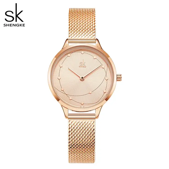 Montre femme quartz élégante résistante à l'eau et aux chocs pour toutes occasions cadeau style fashion et casual