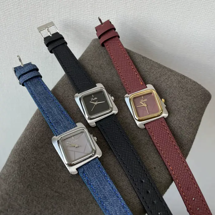 Montre bordeaux en cuir de qualité supérieure