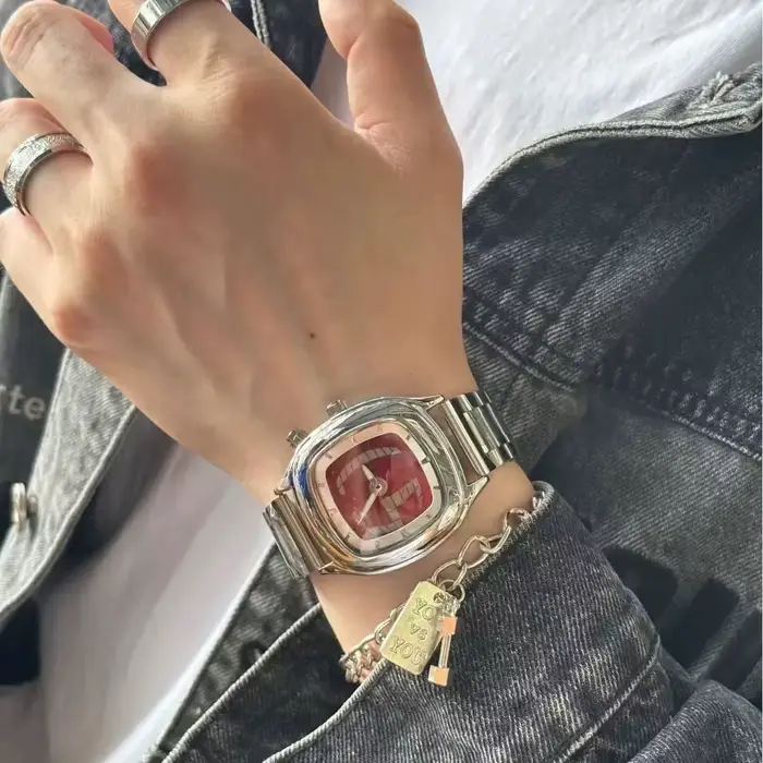 Montre à Quartz Carrée Hommes Nouvelle Collection Y2K Double Affichage Aiguilles Lumineuses Bracelet Acier Inoxydable Occasions Spéciales