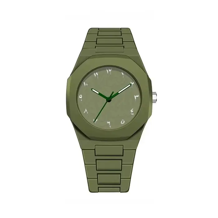 Montre à cadran arabe étanche avec bracelet en plastique