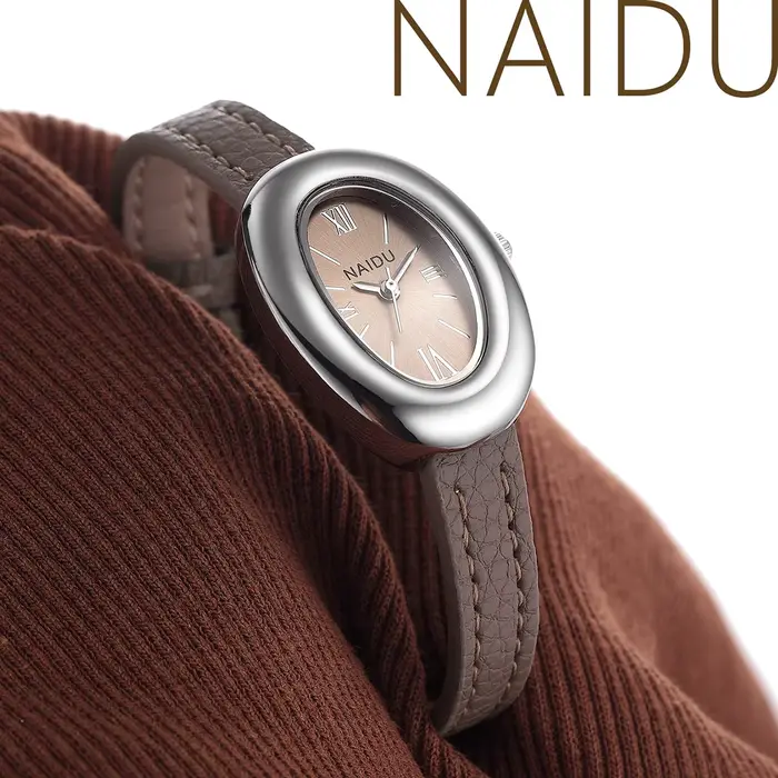 Montre à bracelet en cuir rétro artistique