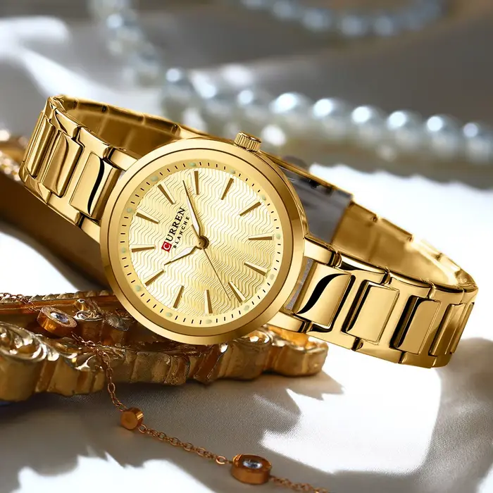CURREN marque Simple mode dames montre avec cadran ondulé d'eau
