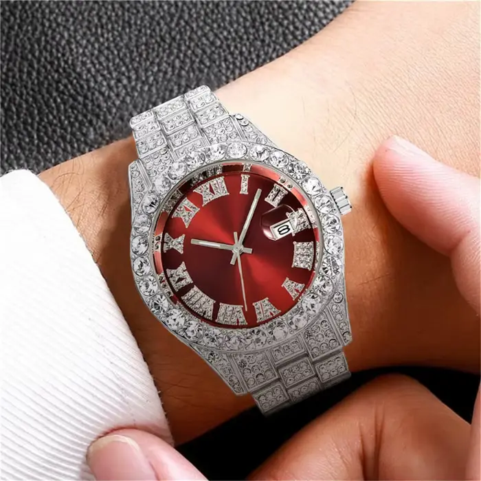 Montre-bracelet à Quartz entièrement en acier doré pour hommes