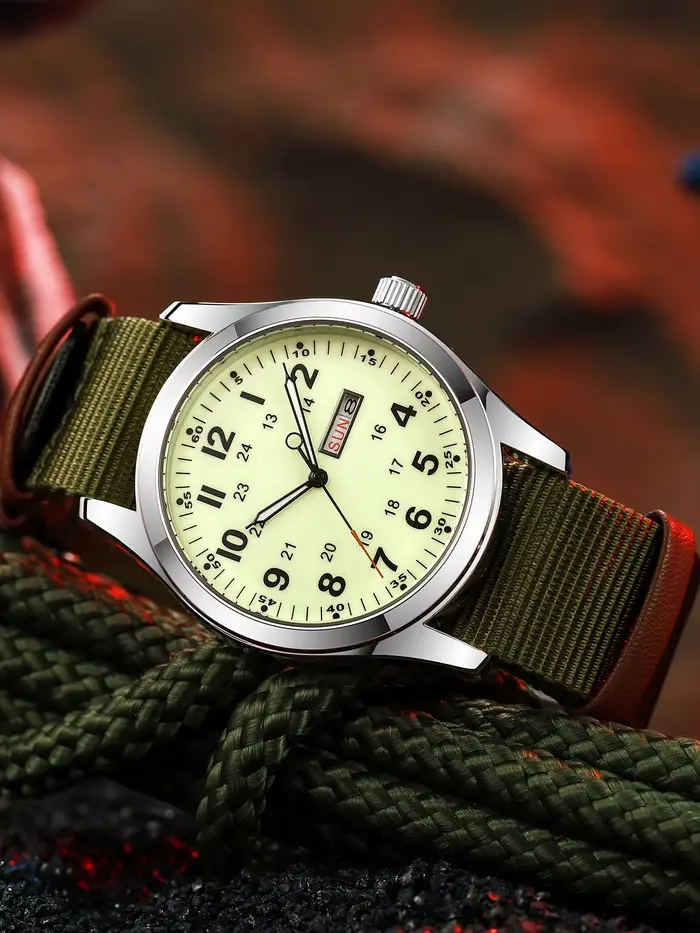 Montre de terrain 2026 42 mm avec cadran lumineux