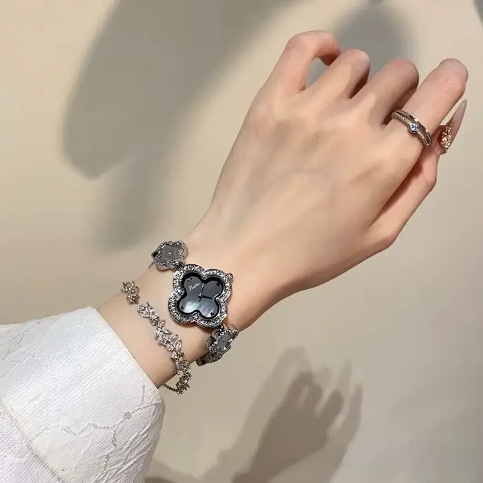 Nouvelle mode offre spéciale marque montre femmes