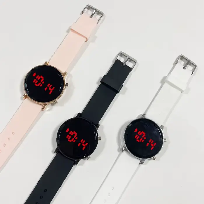 Montre numérique TINUORA pour femme, affichage LED, silicone, design rond, résistance à l'eau, mode et décontracté, cadeau occasionnel